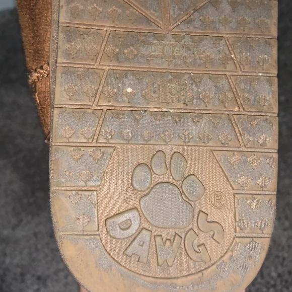 brown boots - Picture 7 of 12